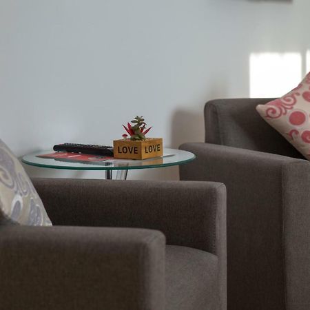 Airport Rest Apartments Beograd Bagian luar foto