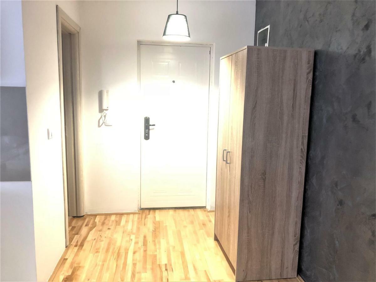 Airport Rest Apartments Beograd Bagian luar foto