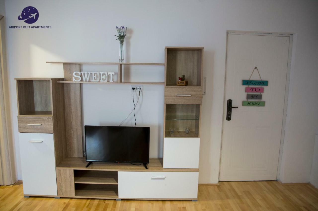Airport Rest Apartments Beograd Bagian luar foto