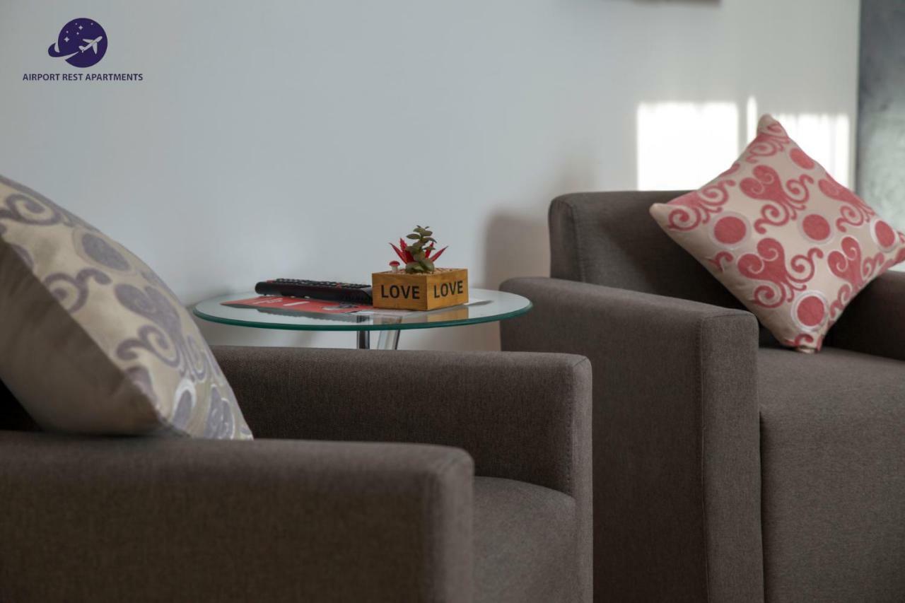 Airport Rest Apartments Beograd Bagian luar foto