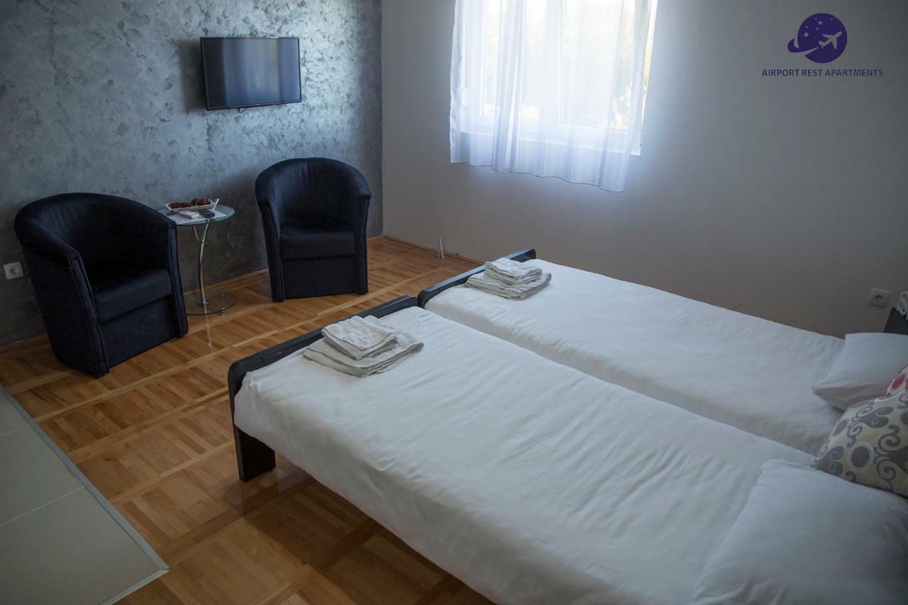Airport Rest Apartments Beograd Bagian luar foto