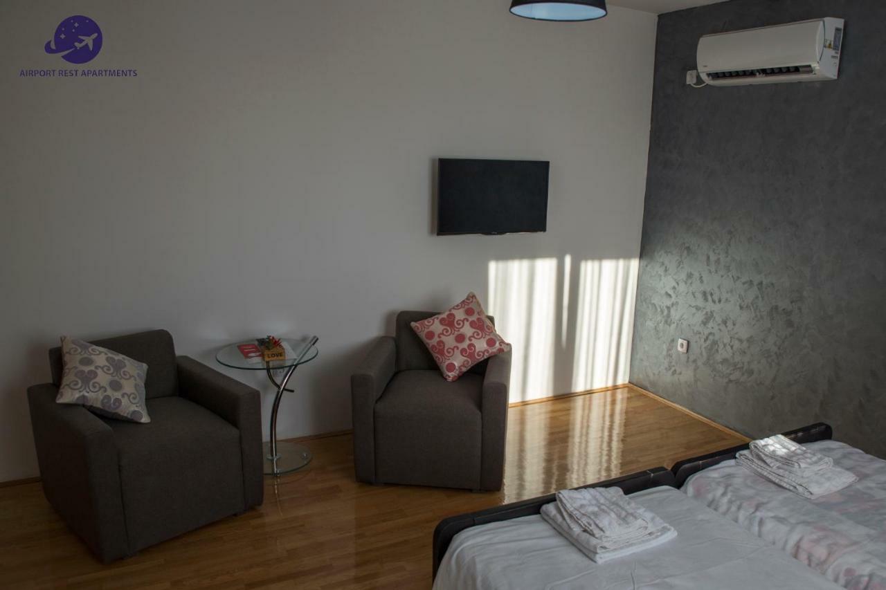Airport Rest Apartments Beograd Bagian luar foto