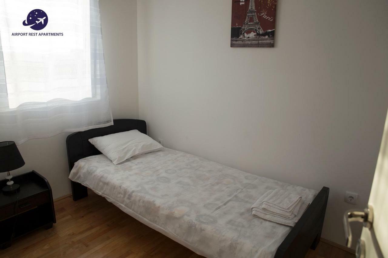 Airport Rest Apartments Beograd Bagian luar foto