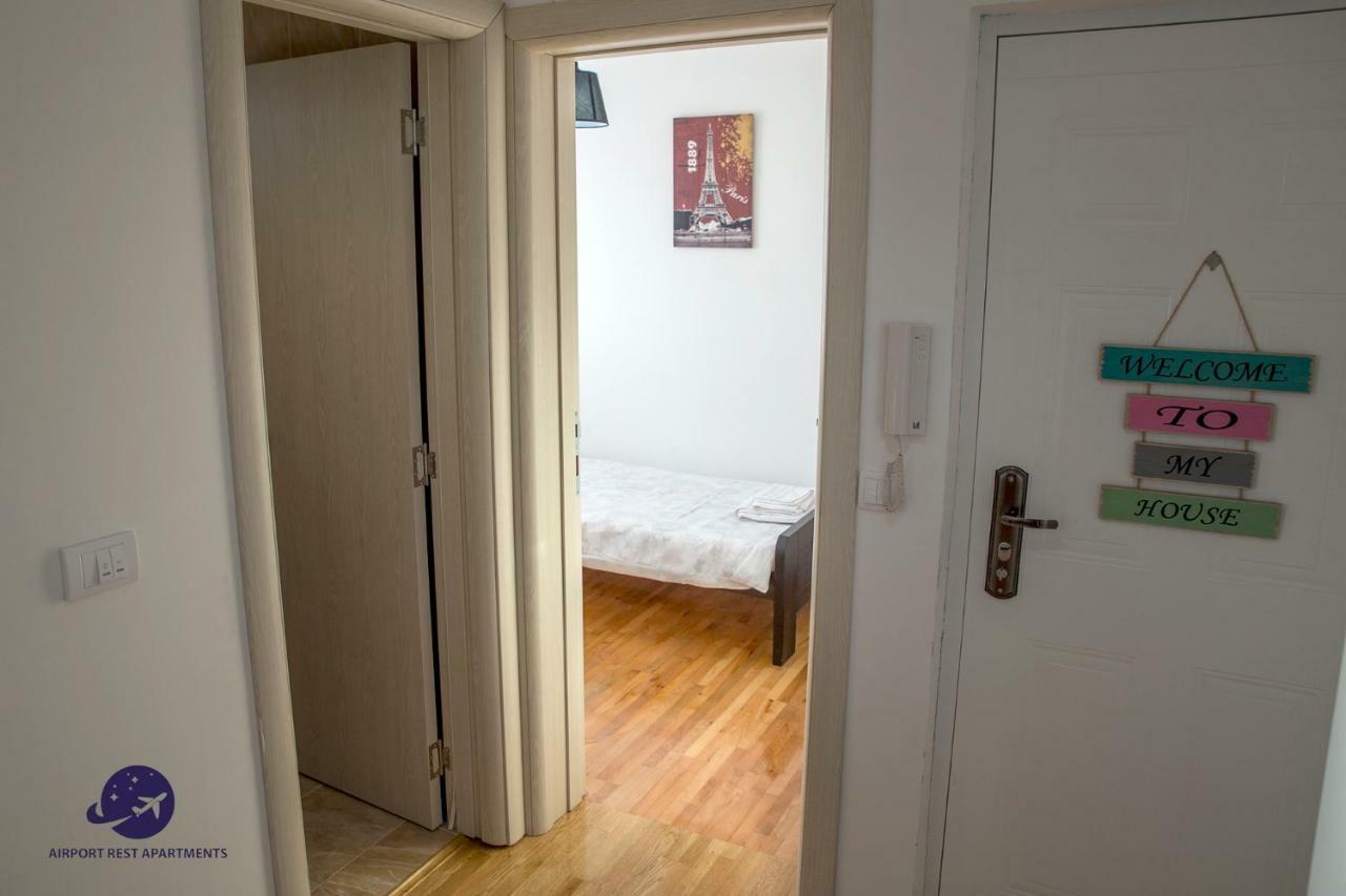 Airport Rest Apartments Beograd Bagian luar foto