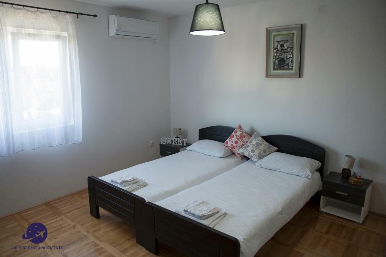 Airport Rest Apartments Beograd Bagian luar foto